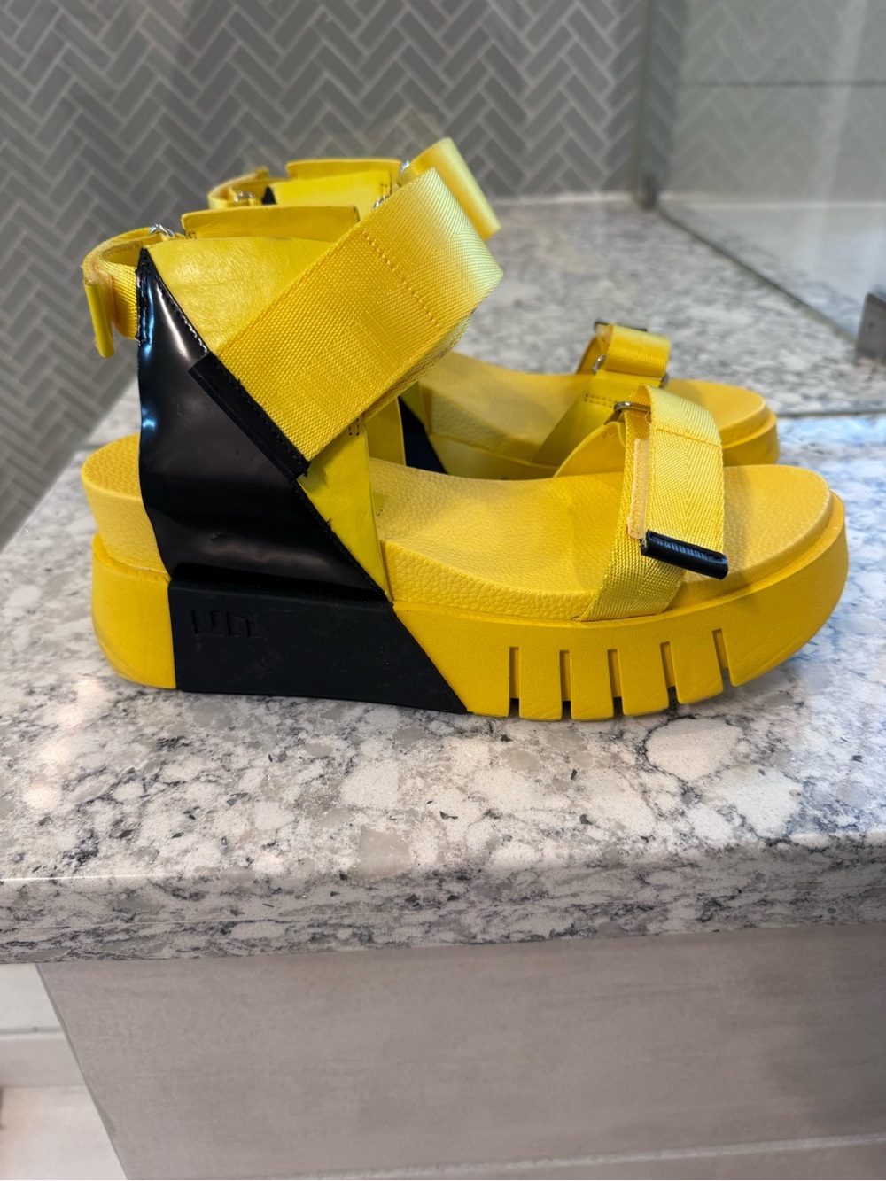 United Nude Yellow Platform Strap Sandals - Picture 3 of 4